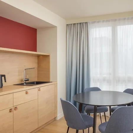 Hampton By Hilton Paris Ouen Hotel