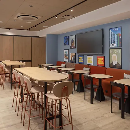 Hotel Hampton By Hilton Paris Ouen